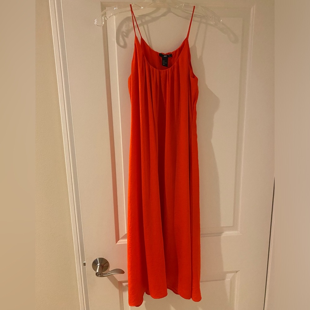 NWT H & M Orange lined dress. Size 4